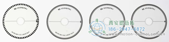 上圖顯示了四個具有不同行數(shù)的光電編碼器盤，可以觀察到行的密度不同。